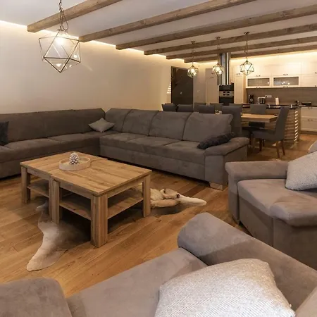 Luxury House * Tale